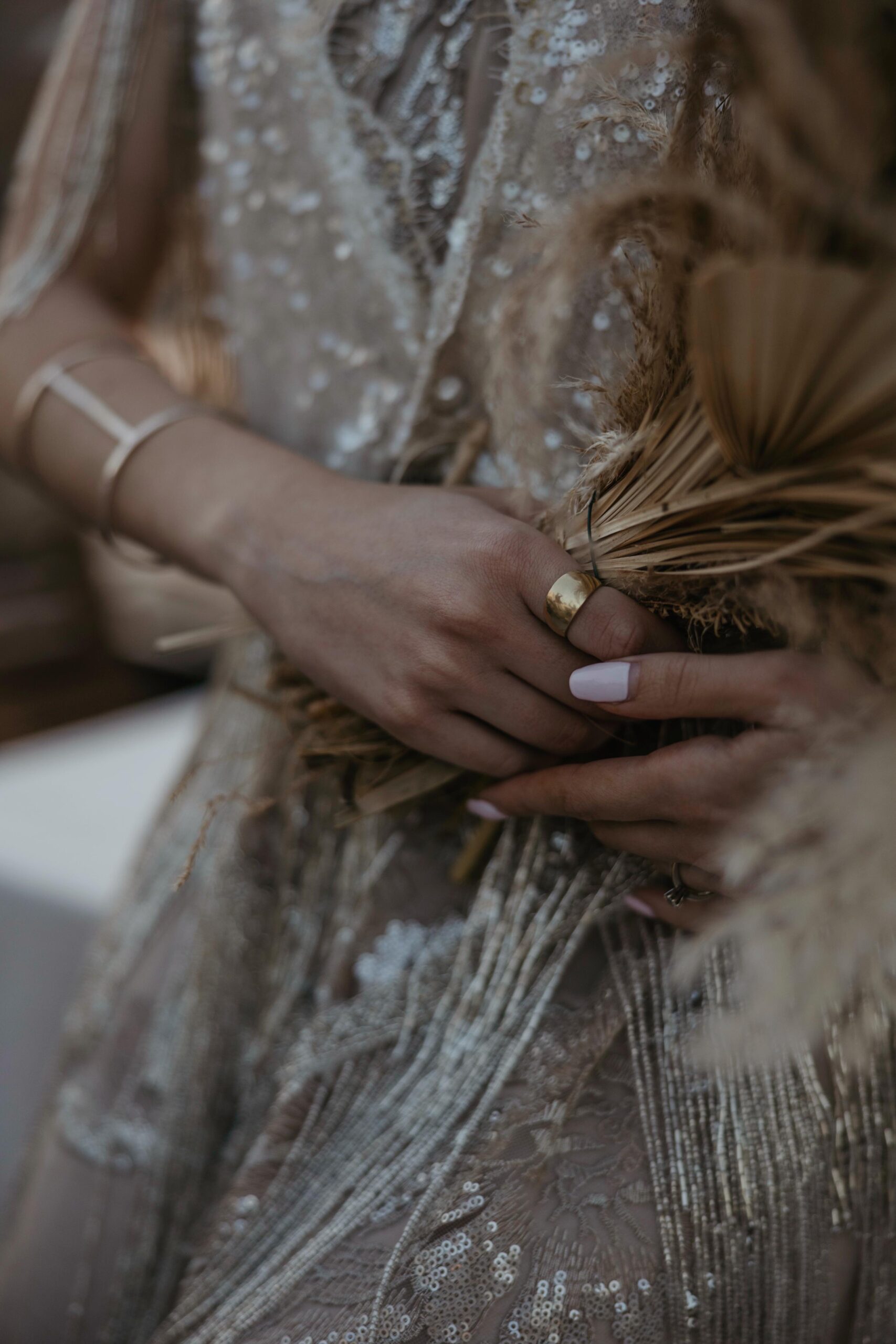 13santorini-love-tales-elopements-nikos-korakakis