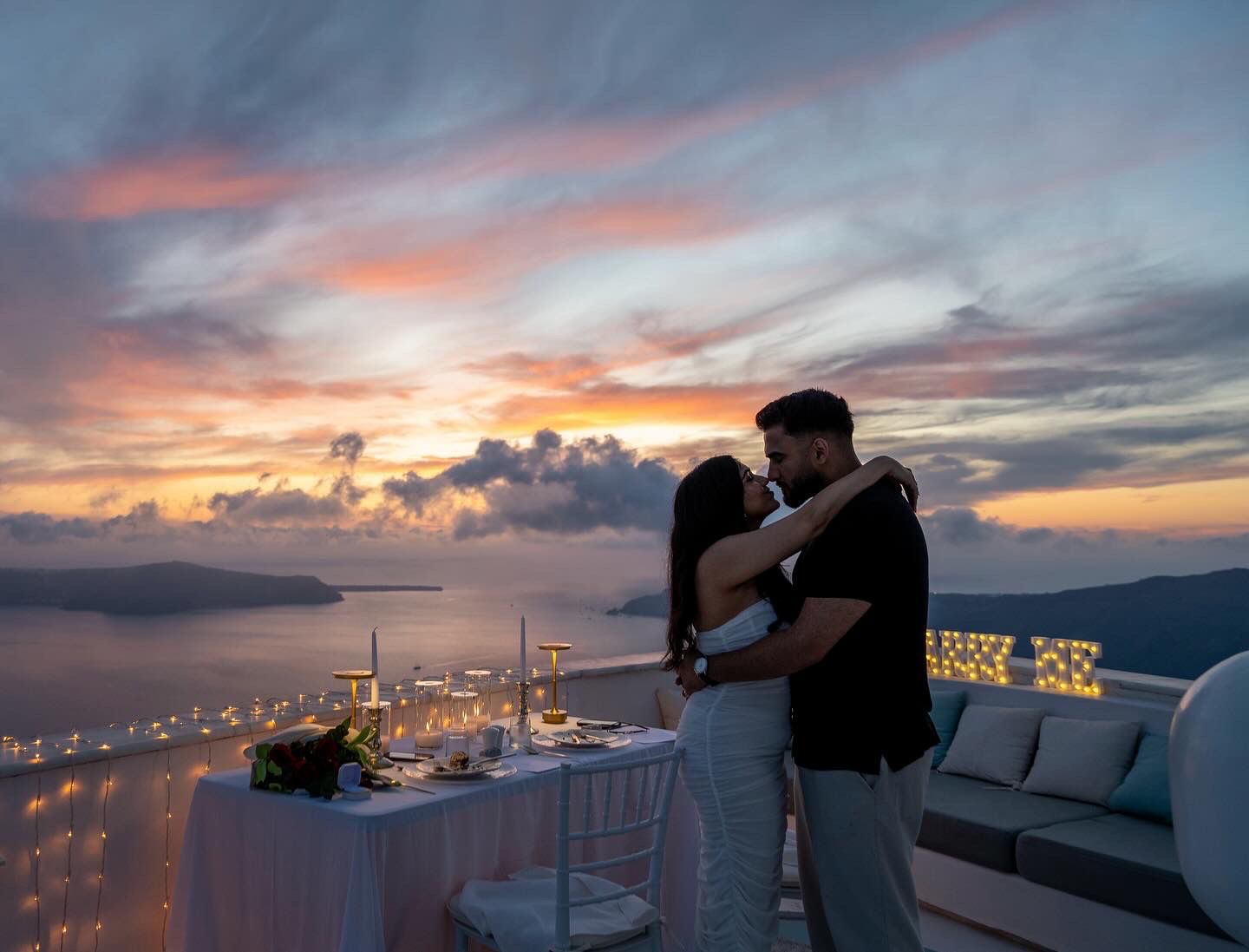16santorini-love-tales-private-dinner-nikos-korakakis