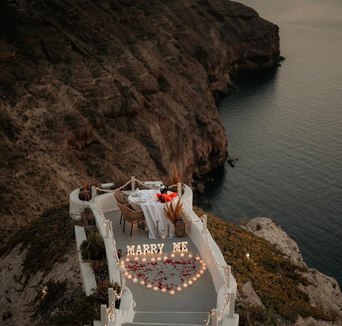 17santorini-love-tales-private-dinner-nikos-korakakis