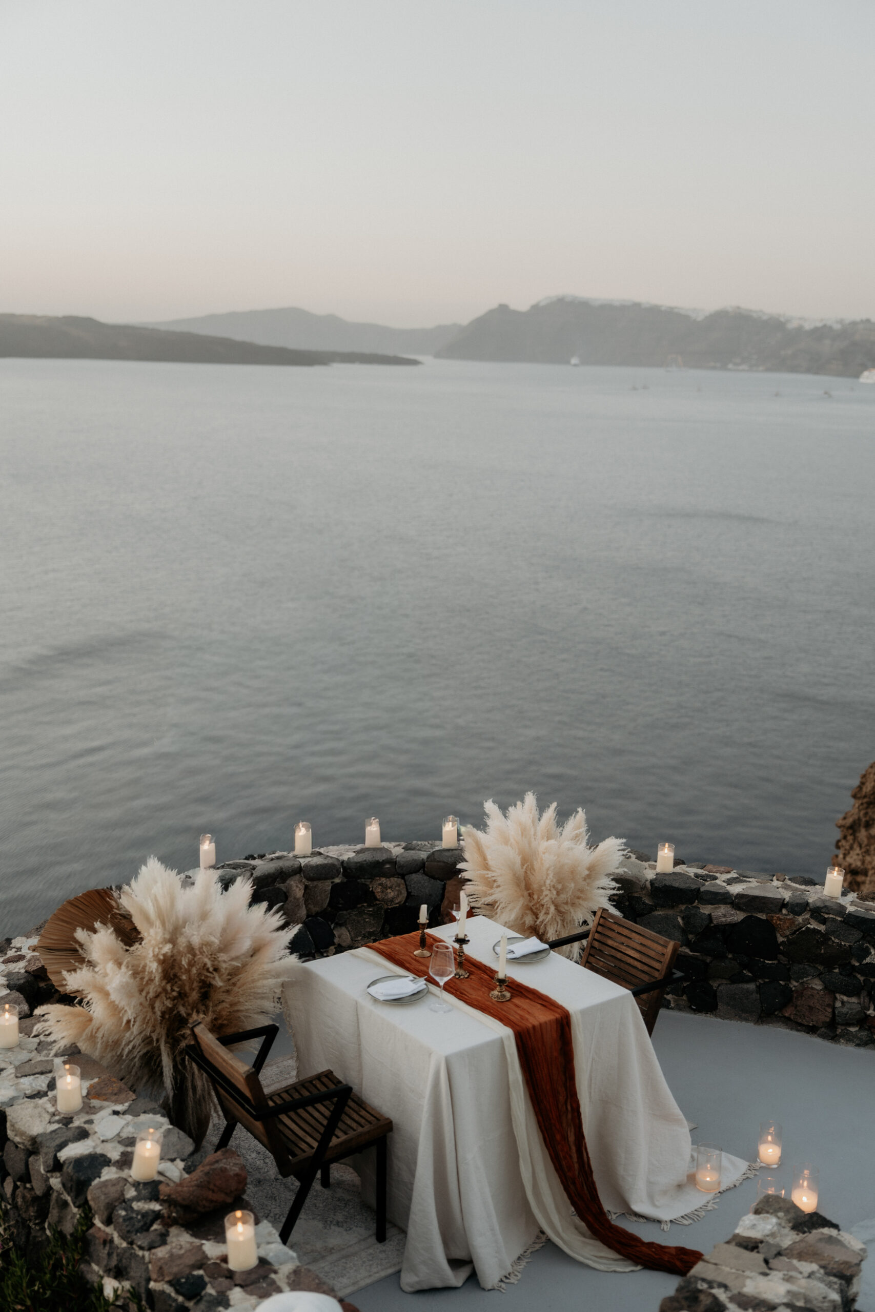 20santorini-love-tales-elopements-nikos-korakakis