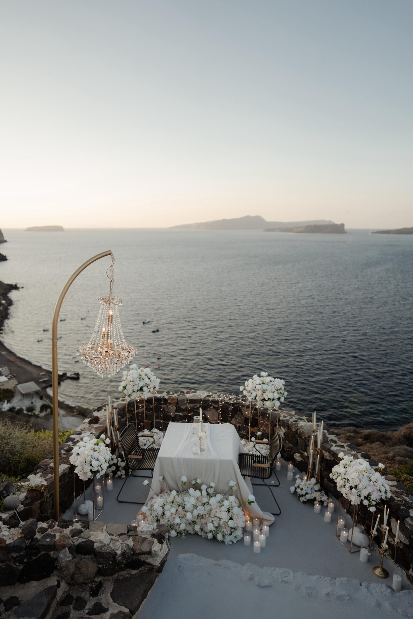 2santorini-love-tales-private-dinner-nikos-korakakis