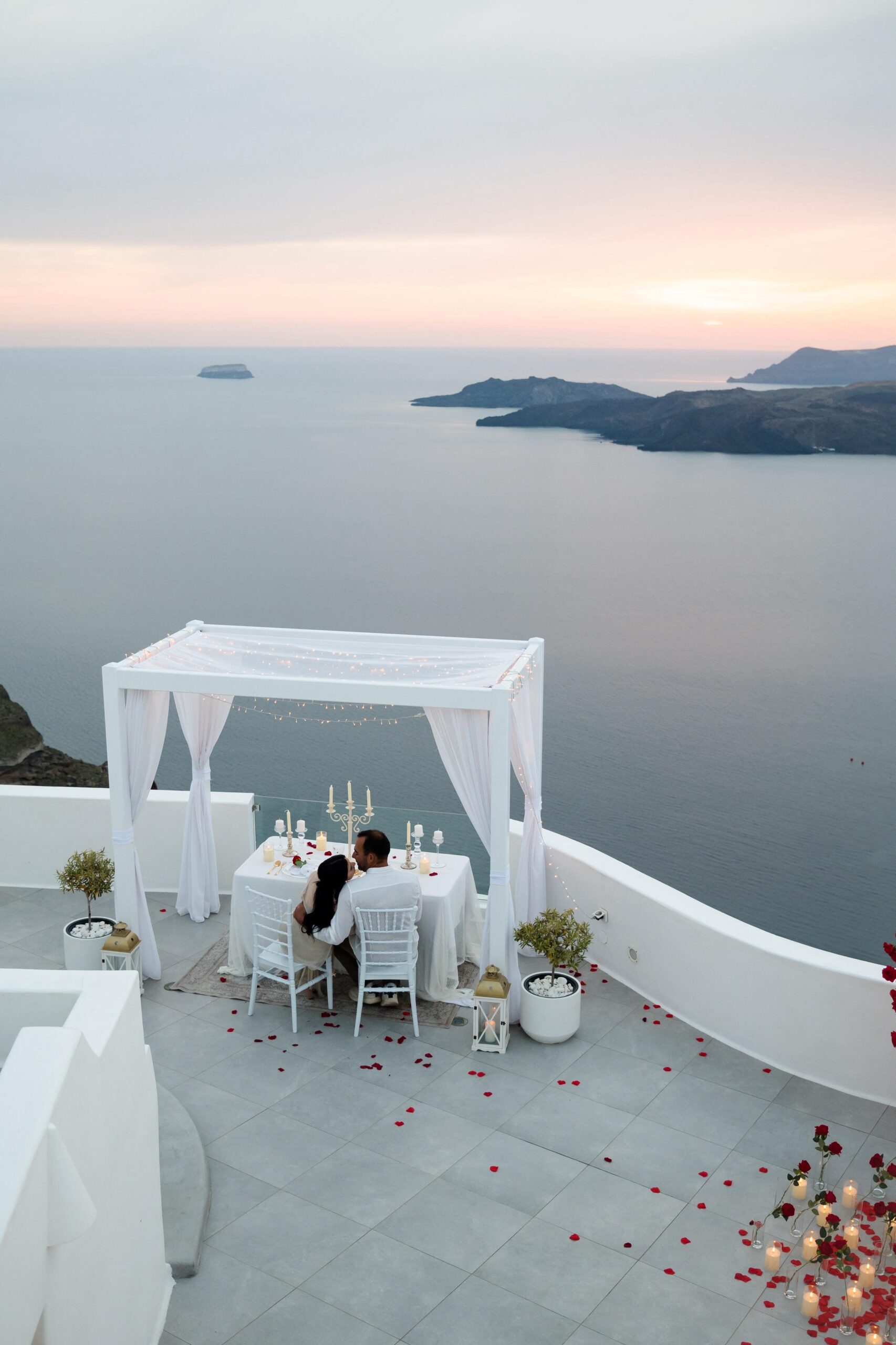 4santorini-love-tales-private-dinner-nikos-korakakis