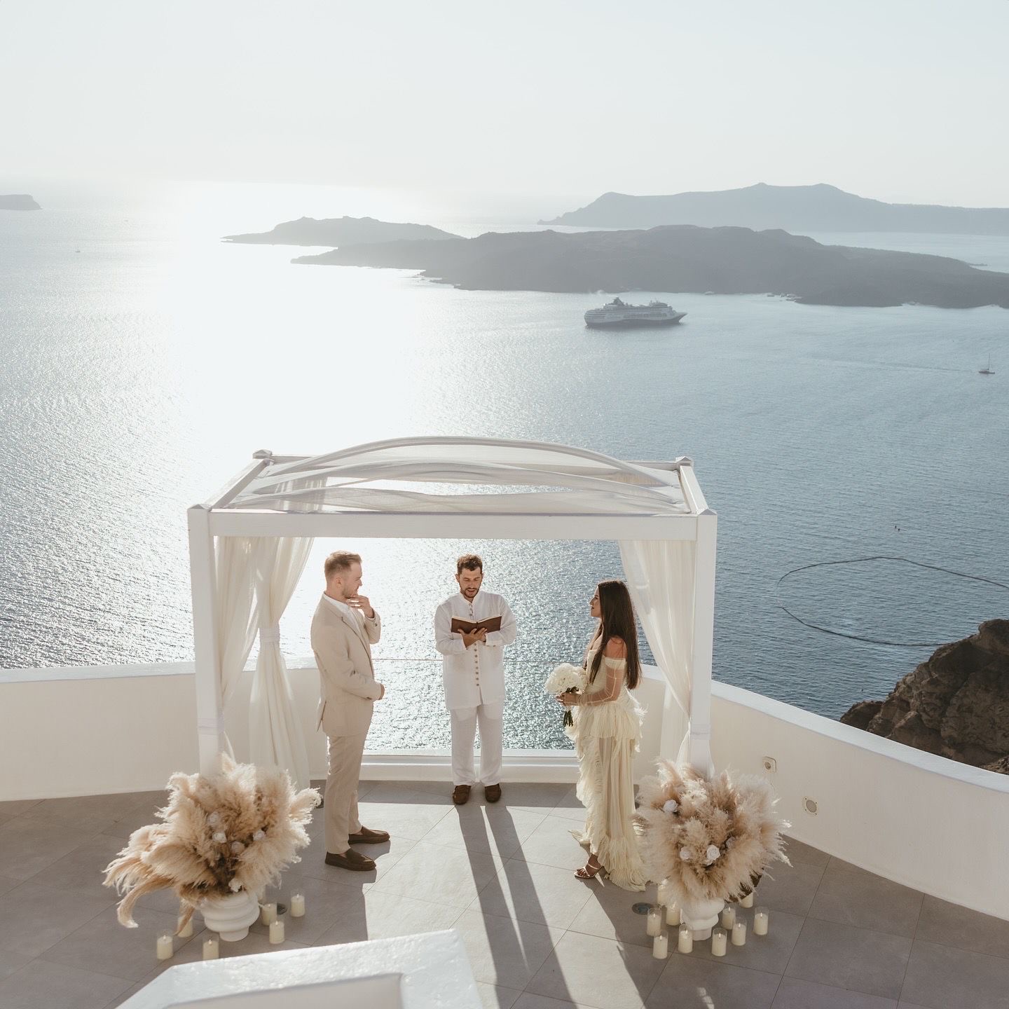 55santorini-love-tales-elopements-nikos-korakakis
