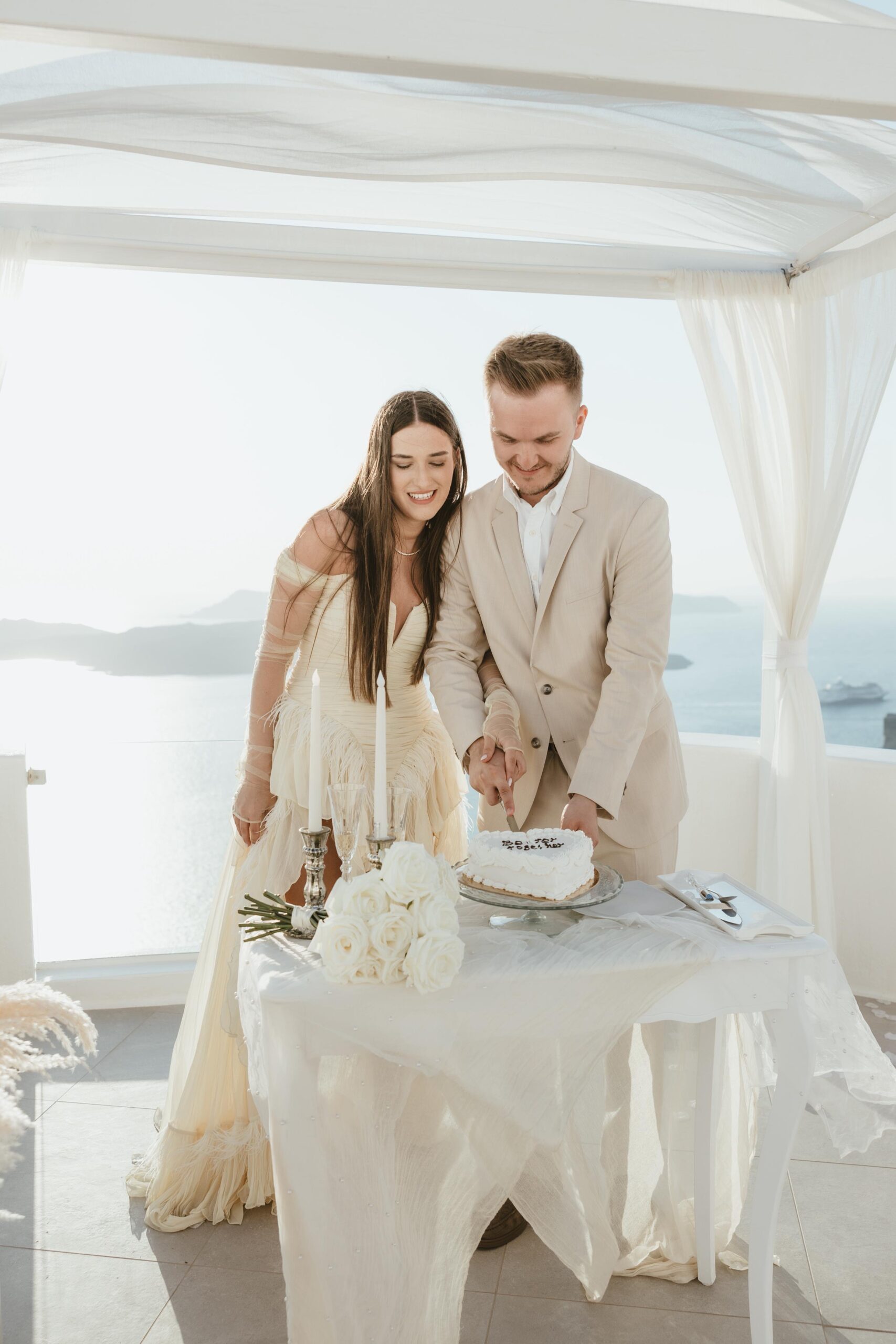 62santorini-love-tales-elopements-nikos-korakakis