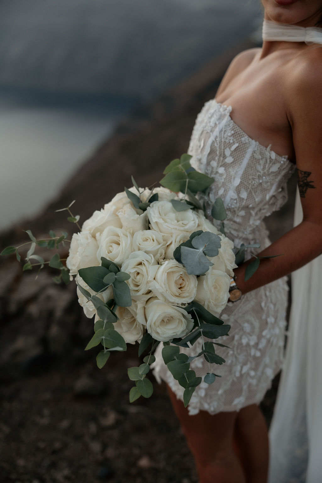 65santorini-love-tales-elopements-nikos-korakakis