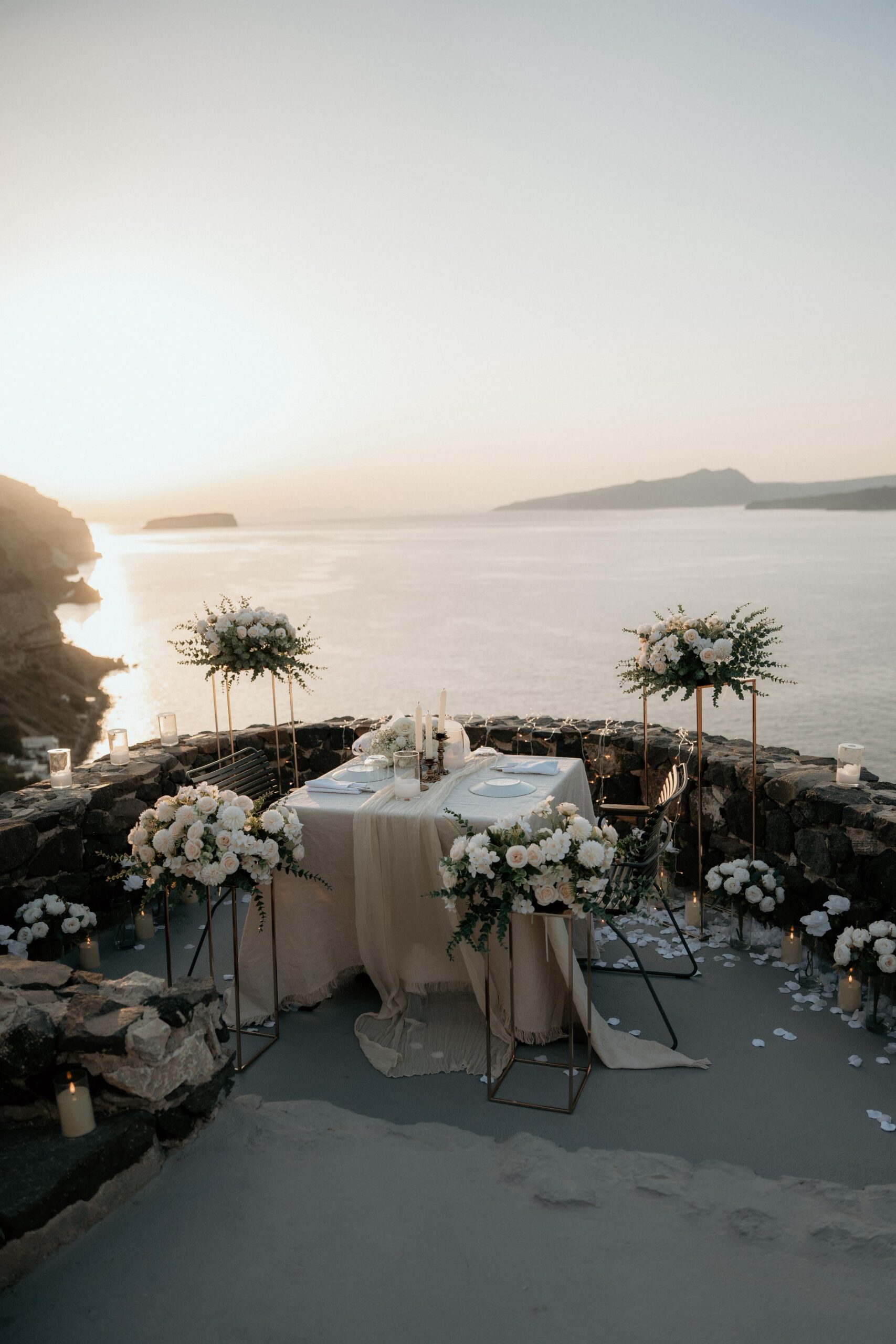 6santorini-love-tales-private-dinner-nikos-korakakis