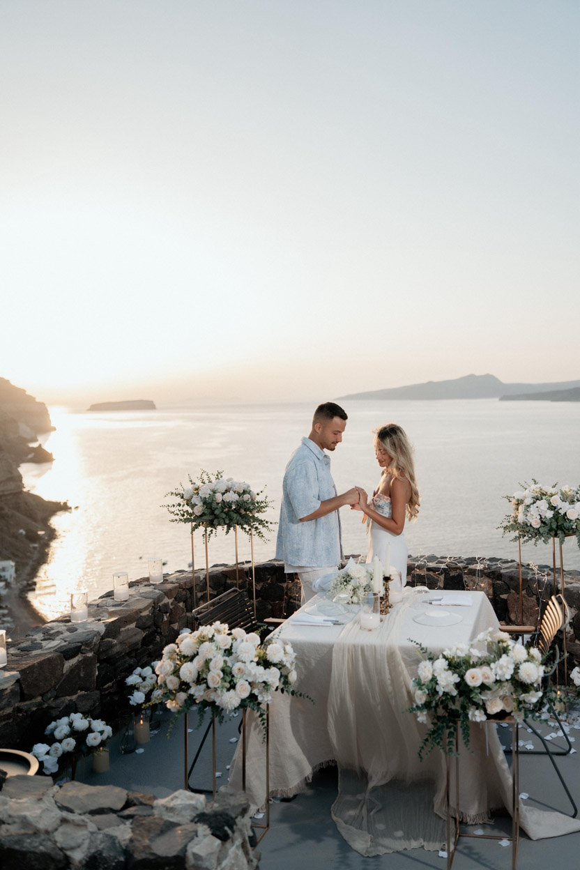 santorini-love-tales-proposals-4-nikos-korakakis4